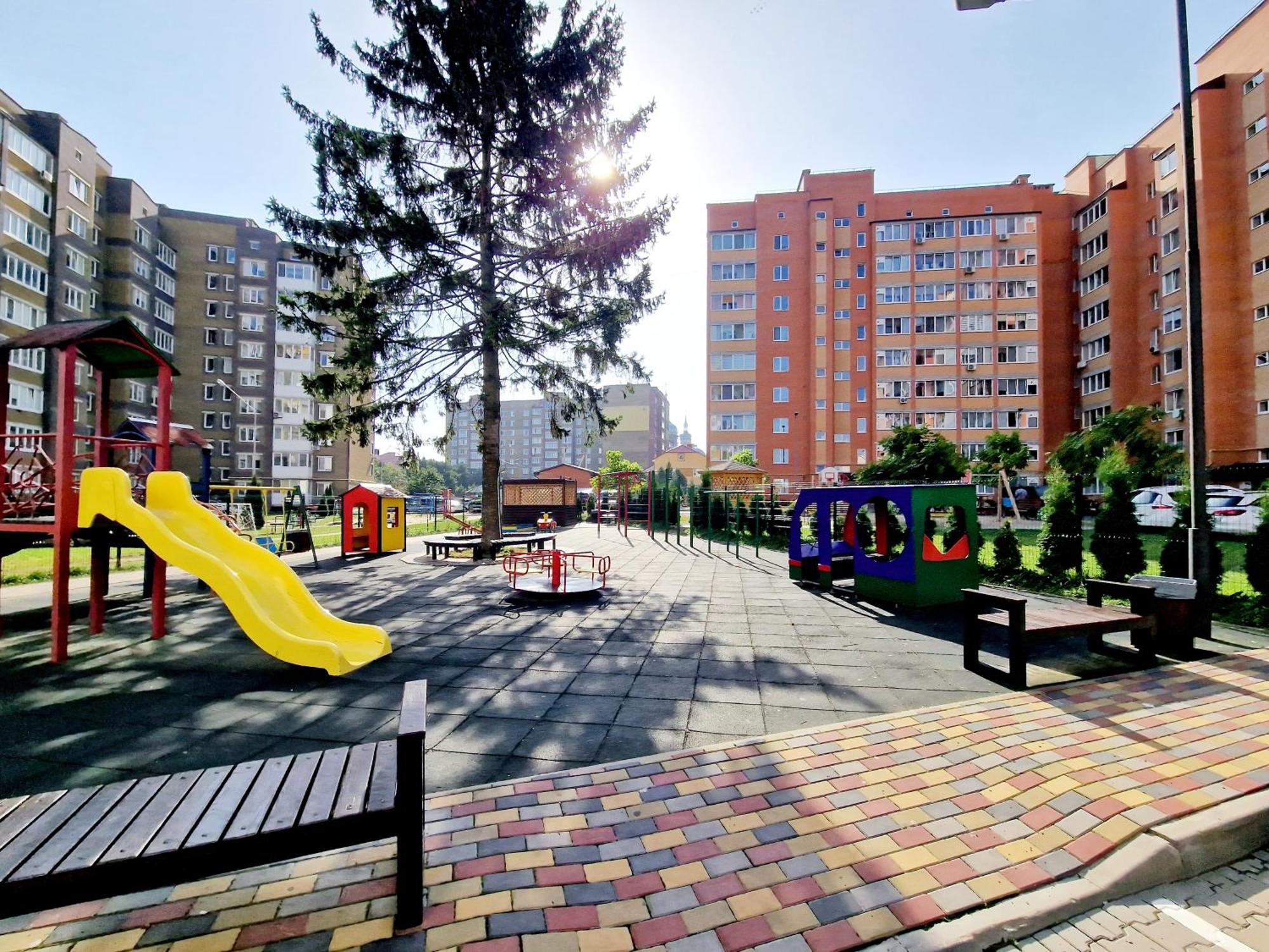 Apartment On Chornovola, 40 жк 