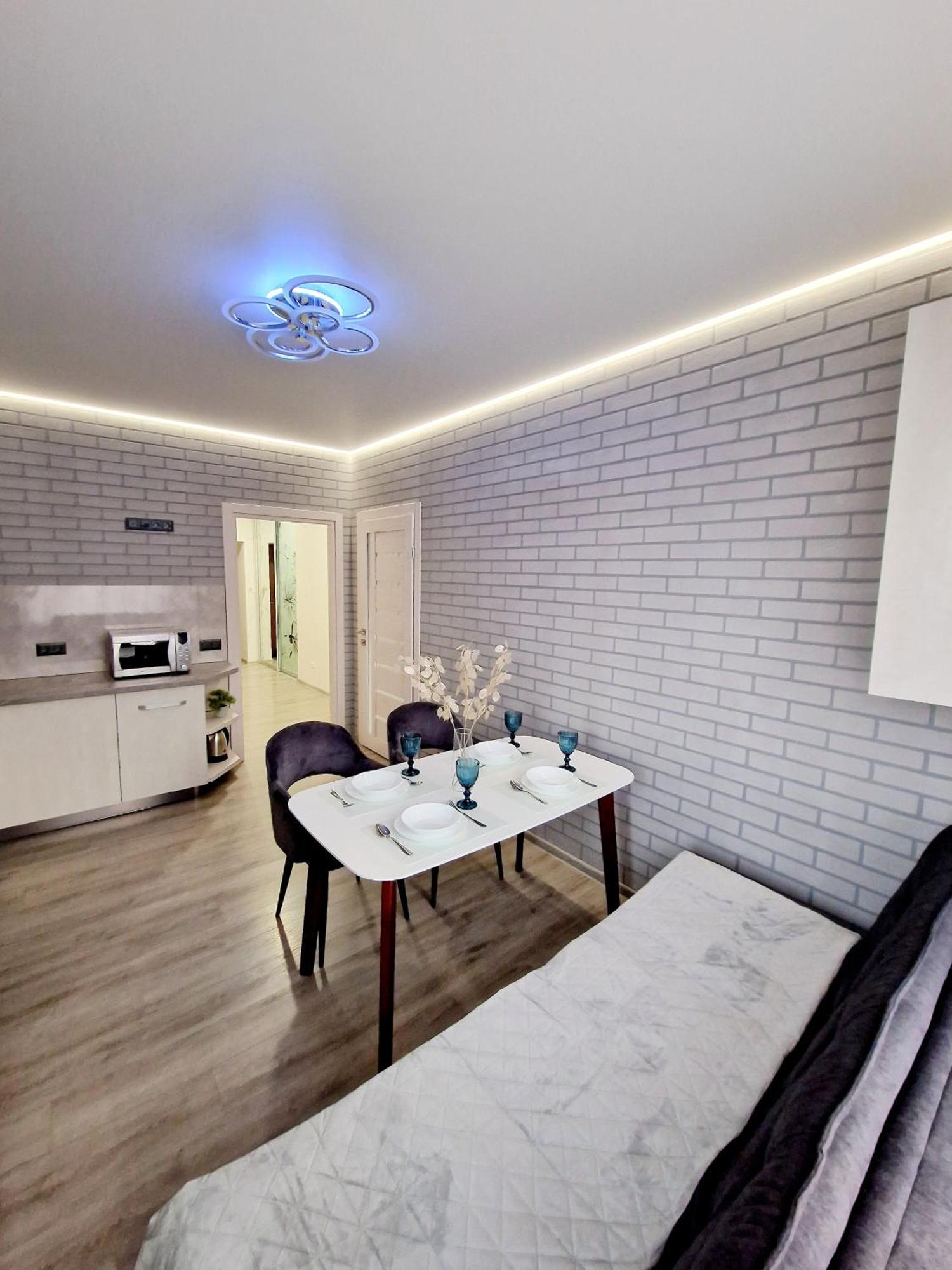 Apartment On Chornovola, 40 жк 